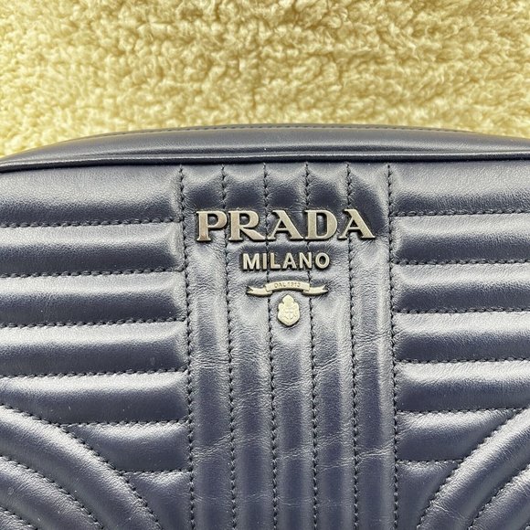 Prada Diagramme Soft Calfskin Baltico Navy Blue Crossbody Bag EUC - Picture 4 of 15